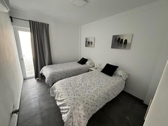 Apartamentos La Caracola El Medano La Mareta Extérieur photo
