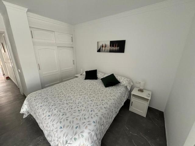 Apartamentos La Caracola El Medano La Mareta Extérieur photo
