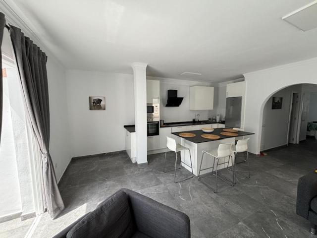 Apartamentos La Caracola El Medano La Mareta Extérieur photo